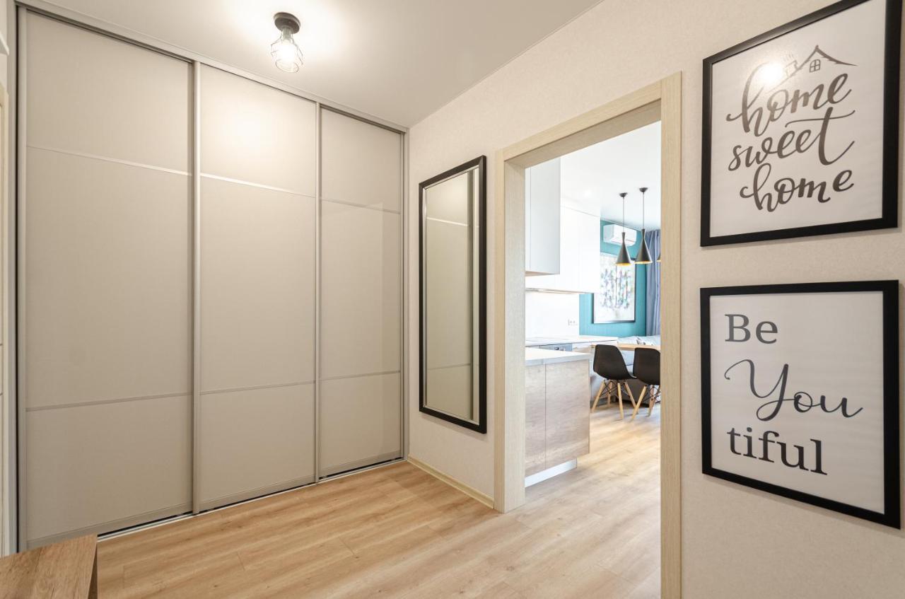 Petrovdom 5-25 In Cozy Apartment In Residential Complex "Beresteiskyi" Киев Екстериор снимка