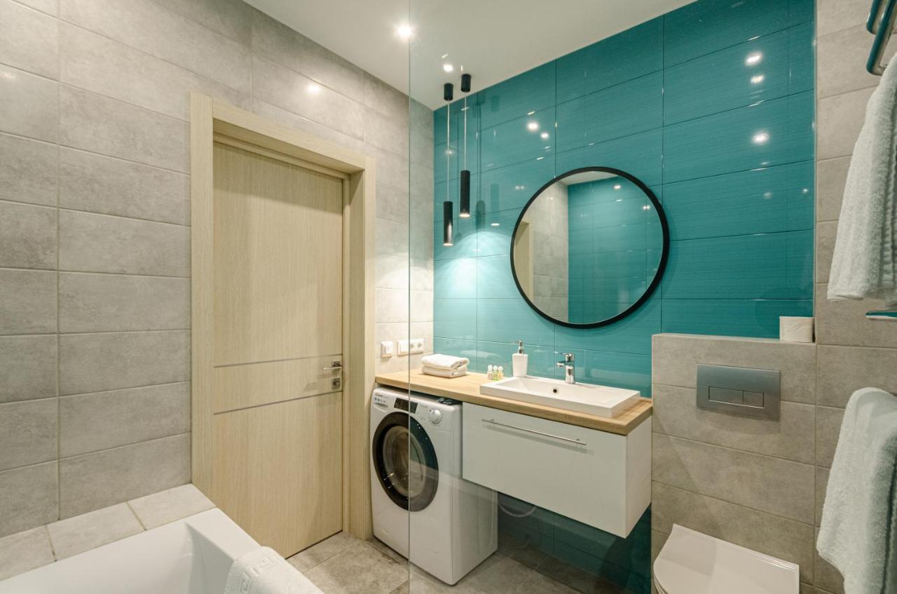Petrovdom 5-25 In Cozy Apartment In Residential Complex "Beresteiskyi" Киев Екстериор снимка