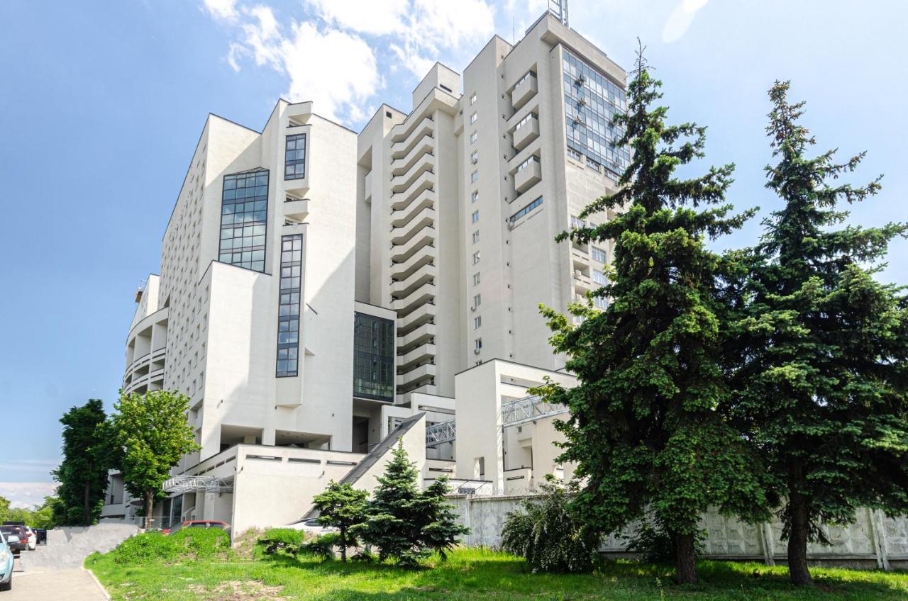 Petrovdom 5-25 In Cozy Apartment In Residential Complex "Beresteiskyi" Киев Екстериор снимка
