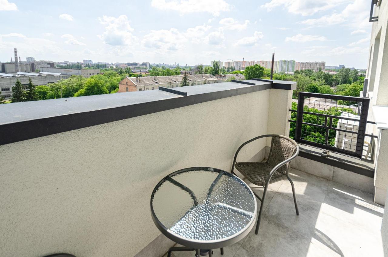 Petrovdom 5-25 In Cozy Apartment In Residential Complex "Beresteiskyi" Киев Екстериор снимка