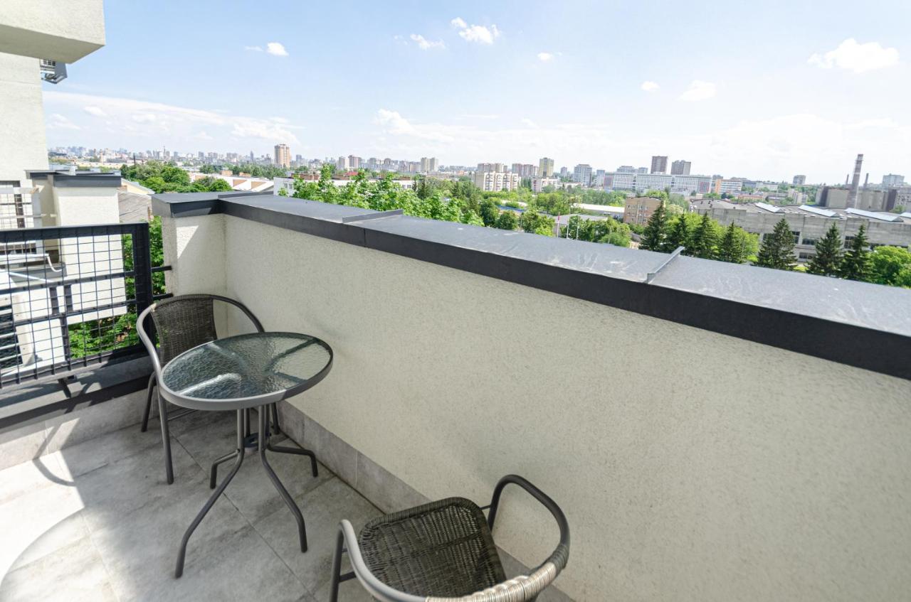 Petrovdom 5-25 In Cozy Apartment In Residential Complex "Beresteiskyi" Киев Екстериор снимка